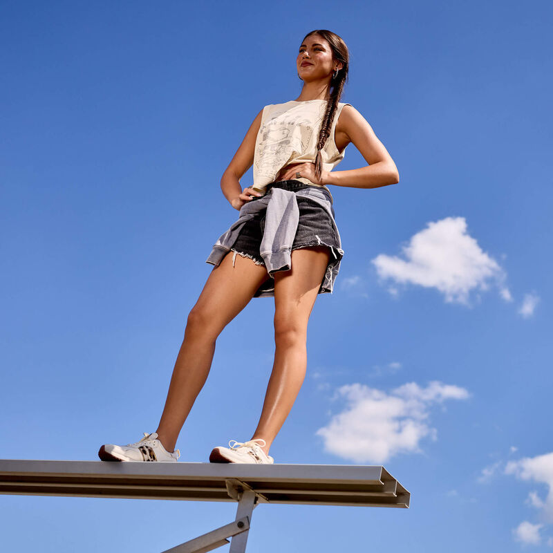 Ultra High Rise Calamity Tomboy
