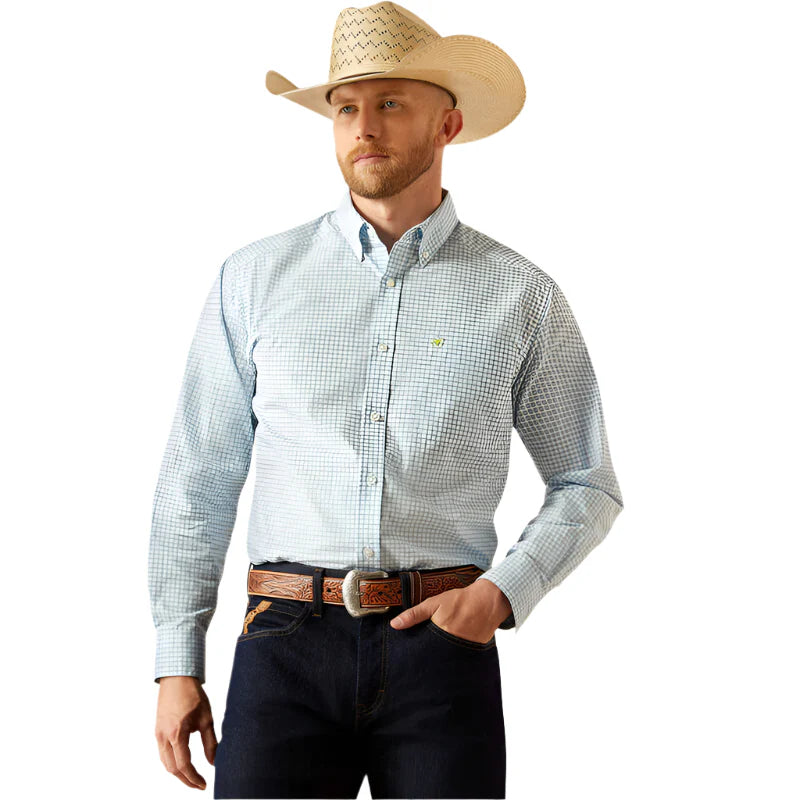 Cillian Light Blue