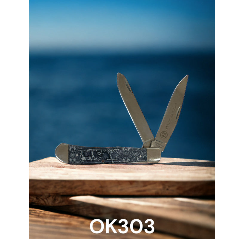 Praying Cowboy Design double blade knife